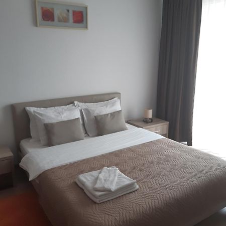 Apartament Marcel - Coresi Mall Braşov Eksteriør bilde